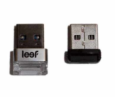 Leef-vs-microsd-reader